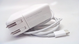 Apple 87W USB-C Power Adapter, A1719, MNF82LL/A