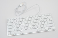 Apple Ultra Thin Aluminum USB Keyboard