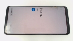 Samsung Galaxy S9+ SM-G965U Cellphone (Purple 64GB) AT&T CRACKED GLAS/BURN