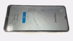 Samsung Galaxy A03s SM-A037U Cellphone 32GB MetroPCS CRACKED GLAS/BROWN STAINS