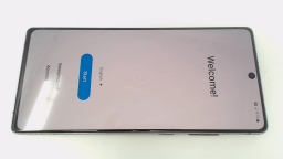 Samsung Galaxy Note 20 5G SM-N981U Gray 128GB AT&T CRACKED GLAS/CAM/WEAR/BURN