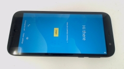 Blu View 2 B131DL Cellphone (Black 32GB) Tracfone SCRATCHED GLAS