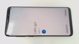 Samsung Galaxy S9+ SM-G965U Cellphone (Black 64GB) T-Mobile CRACKED GLAS/BURN
