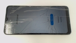 Samsung Galaxy A03S SM-S134DL 32GB Tracfone CRACKED GLAS/BROWN STAINS