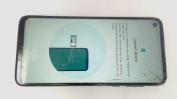 Motorola Moto G Power XT2041DL (Black 64GB) Tracfone CRACKED GLAS/BROWN STAINS