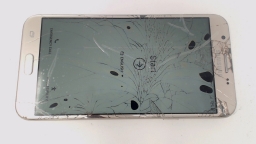 Samsung Galaxy J7 Prime SM-J727T1 (Gold 32GB) Metro CRACKED GLAS & LCD