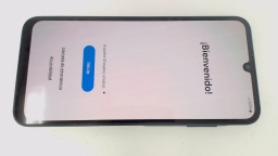 Samsung Galaxy A25 SM-A526B/DSN 128GB Locked to UnknownCarrier SCRATCHED GLAS
