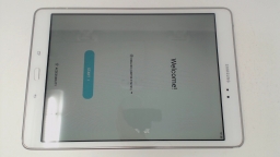 Samsung Galaxy Tab A 9.7" Tablet SM-T550 16GB Wifi SCRATCHES/TINY CRACK