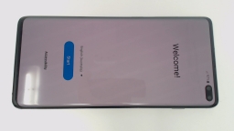 Samsung Galaxy S10+ SM-G975F 128GB Locked to Unknown Carrier SCRATCHED GLAS