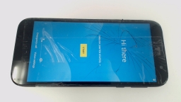 Blu View 2 B131DL Cellphone (Black 32GB) Tracfone - CRACKED GLAS