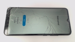 Samsung Galaxy A02s SM-A025U 32GB Boost CRACKED GLAS/BRIGHT ALONG BOTTOM