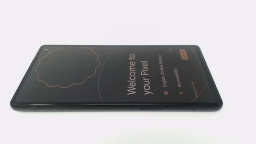 Google Pixel 6A GX7AS (Gray 128GB) Verizon CRACKED CAMERA