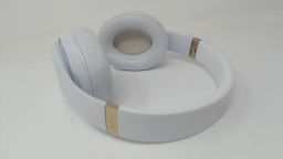 Beats Studio 3 Headphones A1914 Matte White & Gold - DISCOLORED EAR PADS
