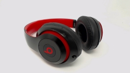 Beats Studio 3 Headphones A1914 Defiant Black & Red LOOSE LEFT SLIDER