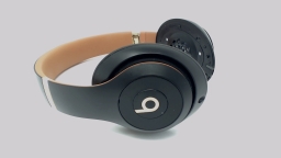 Beats Studio 3 Headphones A1914 Midnight Black NO EAR CAPS LOOSE RUBBER BAND
