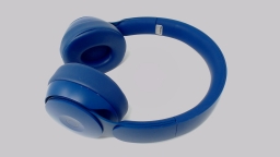 Beats Solo Pro A1881 Wireless Headphones - Blue