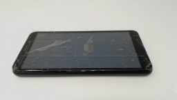 Cloud Mobile Stratus C7 Cellphone (Black 16GB) TruConnect CRACKED GLAS