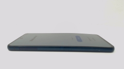 Samsung Galaxy S21 FE SM-G990U1/DS (Blue 128GB) Unlocked BENT SPLITTING