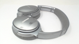Bose QC 35 II Series 2 Wireless Headphones (Silver)