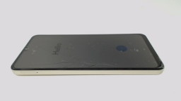 Realme C53 RMX3762 (Gold 128GB 4GB) Unknown Carrier CRACKED GLAS