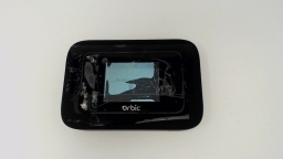  Orbic Speed 5G UW R500L5 Verizon 5G LTE Hotspot, BAD BOARD CRACKED GLAS/LCD