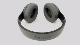Beats Studio 3 Headphones A1914 Asphalt Gray WORN