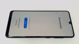 Samsung Galaxy A31 SM-A315G/DS 128GB Unknown Carrier Dual Sim CRACKED GLAS