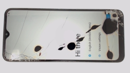 REVVL 6 Pro TMAF035G Cellphone (Gray 128GB) MetroPCS CRACKED GLAS BLACK SPOTS