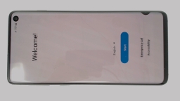 Samsung Galaxy S10 SM-G973U (Black 128GB 8GB) Verizon CRACKED GLAS BLACK SPOT