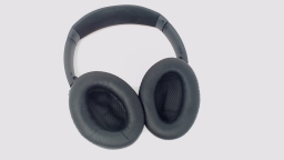 Bose QC 35 II Series 2 Wireless Headphones Black