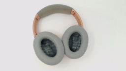 Bose QC 35 II Series 2 Wireless Headphones Rose Gold Pink