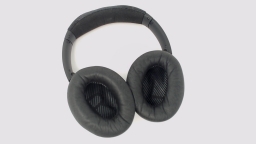 Bose QC 35 II Series 2 Wireless Headphones Black WORN HEADBAND FLAKED