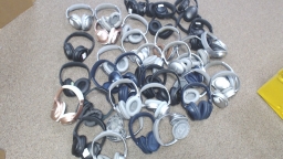Lot of 38 QC35 Series 2 QC35ii Bose Headphones with Various Problems