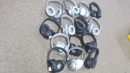 Lot of 14 QC35 Series 1 QC35 Bose Headphones with Various Problems