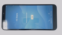 Blu View 3 B140DL Cellphone (Blue 32GB 3GB) Tracfone SCRATCHED REAR