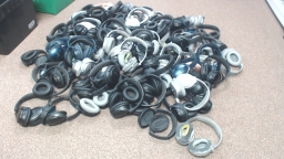 Lot of 94 Pairs of Bose QC 35 Series 2 QC35 QC35ii Working Headphones