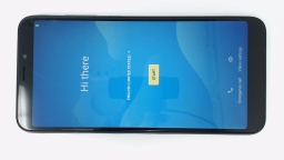 Blu View 3 B140DL Cellphone (Blue 32GB 3GB) Tracfone SCRATCHED GLAS/REAR