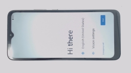 Cloud Mobile Stratus C8 Cellphone (Black 32GB 3GB) TruConnect DualSIM WORN