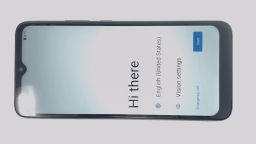 Cloud Mobile Stratus C8 Cellphone (Black 32GB 3GB) TruConnect DualSIM CRACKED