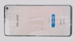 Samsung Galaxy S10 SM-G973U1 Cellphone (Black 128GB 8GB) Unlocked CRACKED