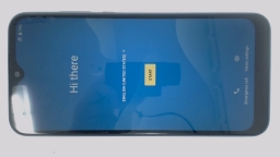 Motorola Moto E 2020 XT2052-2PP (Blue 32GB 2GB) Verizon Prepaid CRACKED