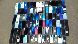 Lot of 95 Non-Working Xiaomi Redmi Cell Phones Smartphones for Parts