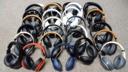 Lot of 28 Beats Studio 3 Headphones with Various Problems