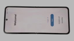 Samsung Galaxy Z Flip3 SM-F711U (Black 128GB 8GB) AT&T CRACKED BAD BOARD