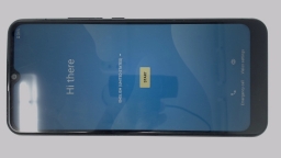 Cricket Icon 3 EC211002 (Blue 64GB 3GB) Cricket BRIGHT SPOTS SCRATCHED