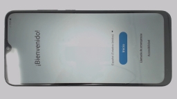 Samsung Galaxy A04E SM-A042M Cellphone (Black 32GB 3GB) Telcel SCRATCHED