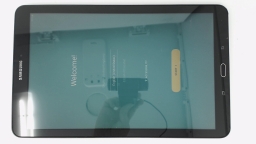 Samsung Galaxy Tab E SM-T560NU 9.6" Tablet (Black 16GB) WiFi SCRATCHED GLAS