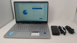 HP PC 15S-FQ2000 i3-1115G4 3.00GHz 8Gb 256Gb SSD 768P Touch 11Home