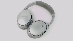 Bose QC 35 II Series 2 Wireless Headphones Silver