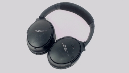 Bose QC 35 II Series 2 Wireless Headphones Black WORN PLASTIC FLAKED HEADBAND